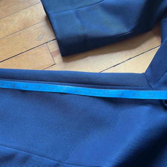 COS Navy Structured Thick Textured Balloon Fit Cropped Pants - Picture 9 of 11